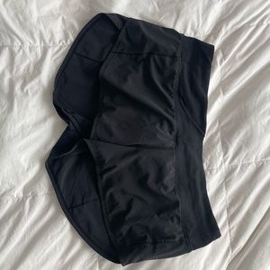 LuluLemon Hotty Hot Low-Rise Short